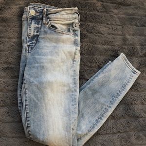 American Eagle - Lightwash Jeans